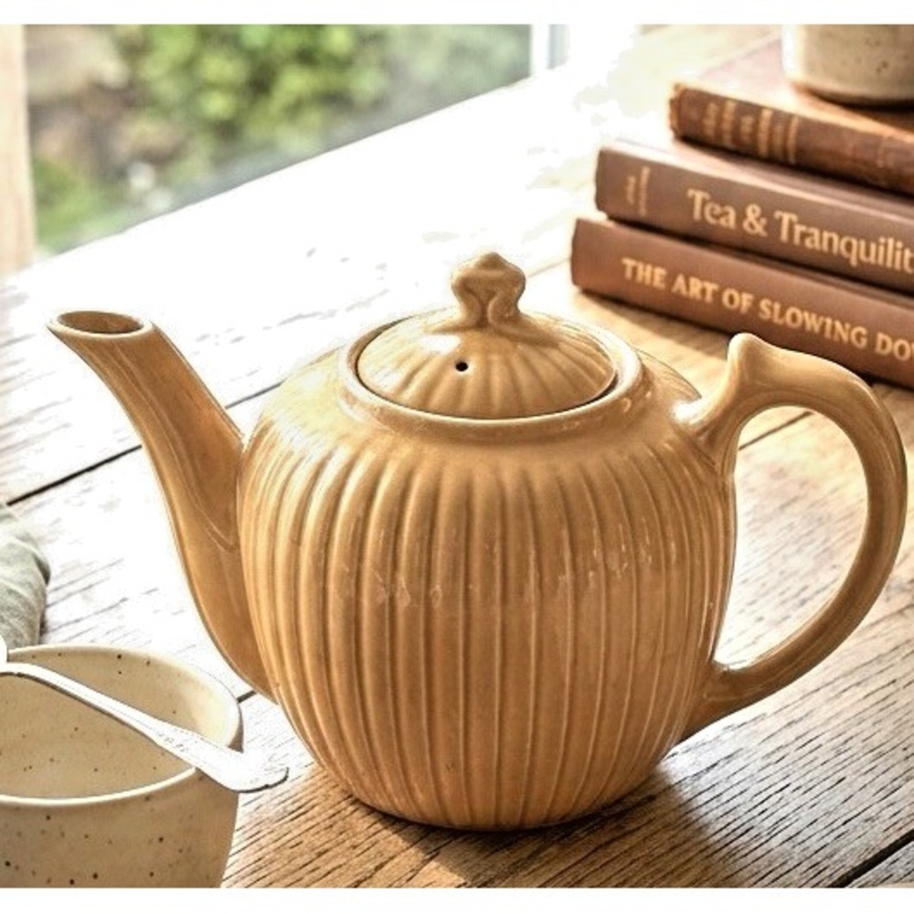 Vintage FRAUNFELTER Ohio Ceramic Teapot Ribbed Peach 20 oz Model 324 Mid Century